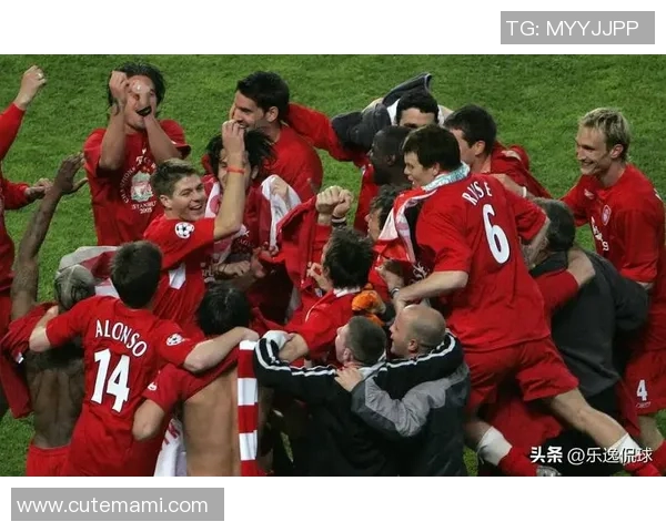 伊斯坦布尔对阵曼联精彩直播全程回顾与赛后分析