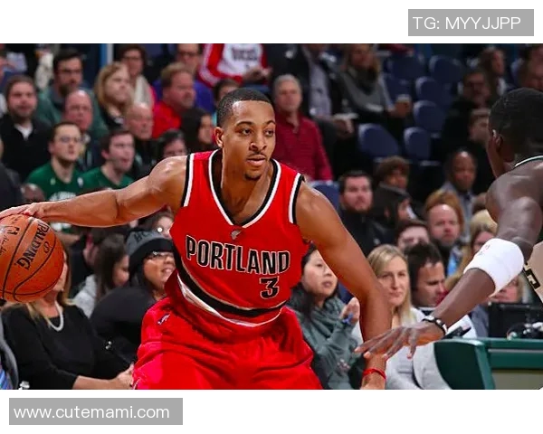 火箭队与骑士队激战正酣NBA直播精彩瞬间回顾与分析