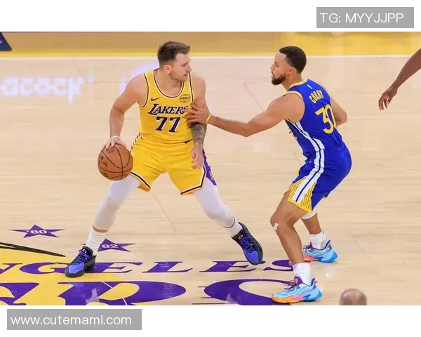 湖人勇士激战12月26日精彩录像回顾与赛后分析