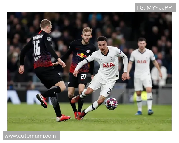 热刺主场迎战特拉福德球队全力争胜激战即将上演 热刺主场迎战特拉福德球队全力争胜激战即将上演